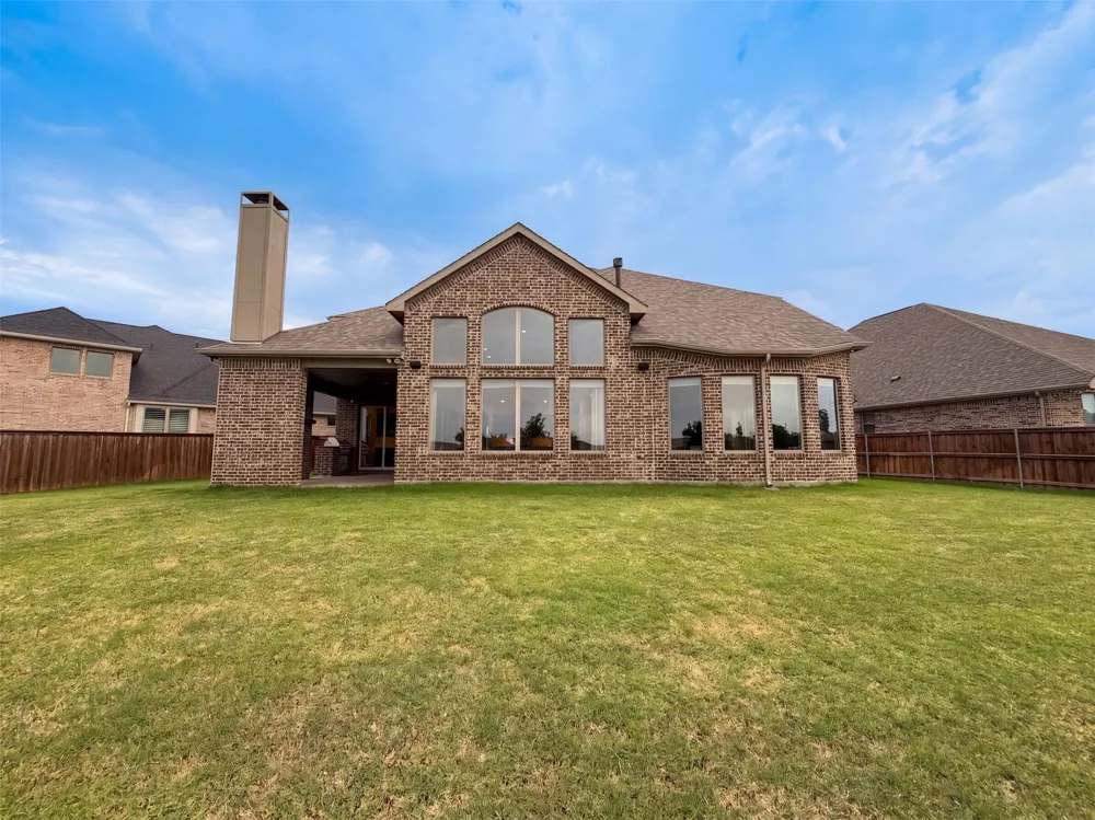 817 Shallow Creek Way McKinney, TX 75071