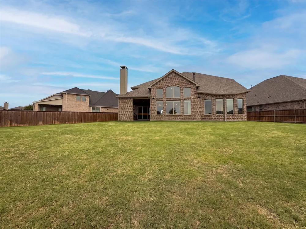 817 Shallow Creek Way McKinney, TX 75071