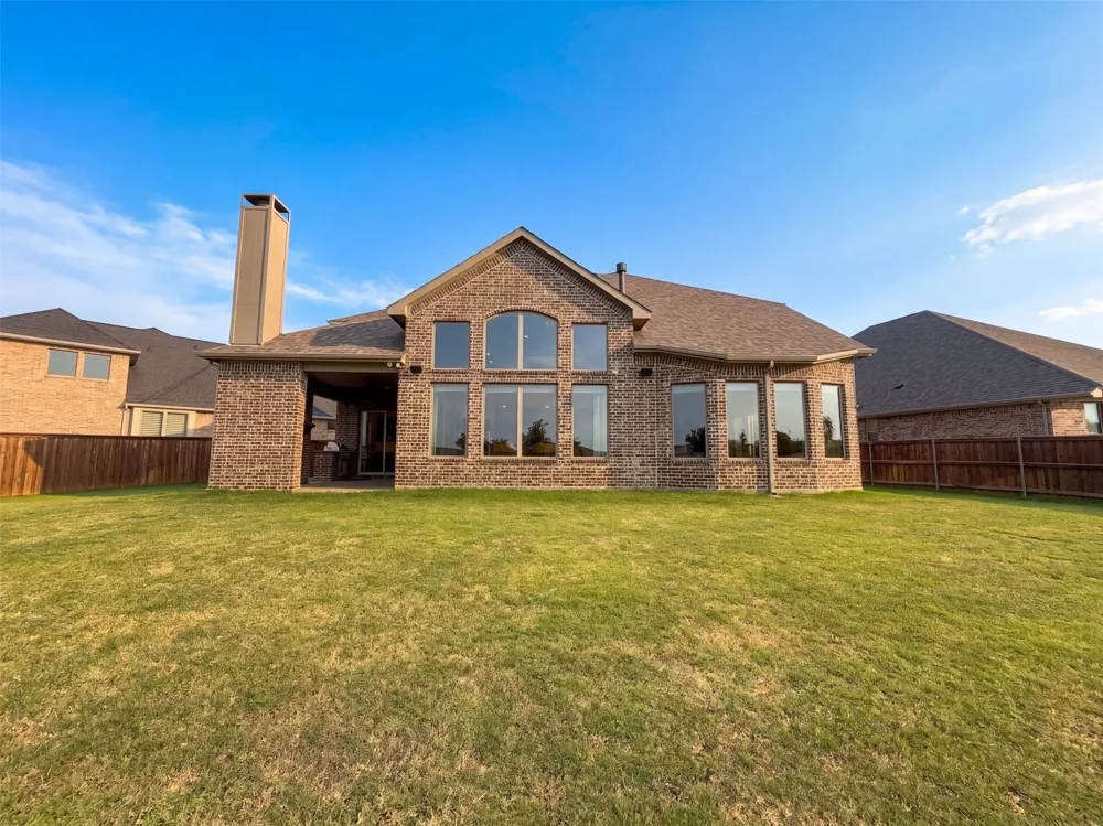 817 Shallow Creek Way McKinney, TX 75071