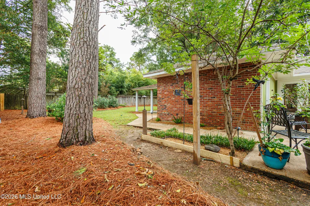 1480 Westbrook Road Jackson, MS 39211
