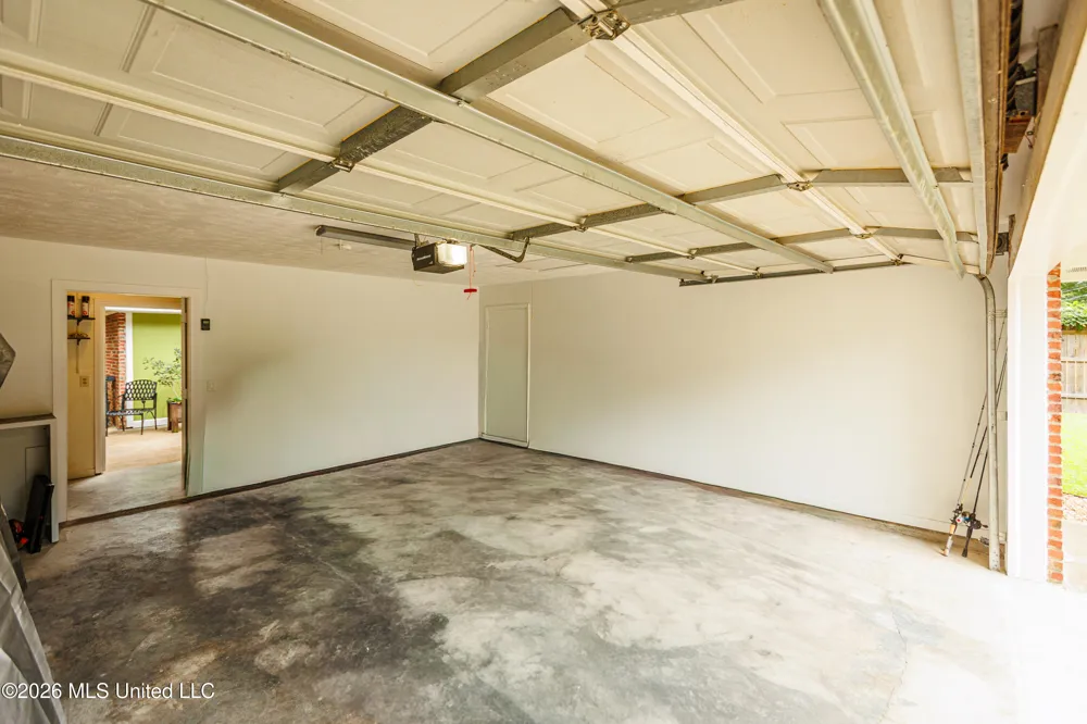 1480 Westbrook Road Jackson, MS 39211
