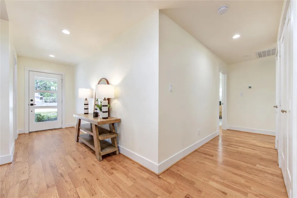 6003 W 43rd Street Houston, TX 77092