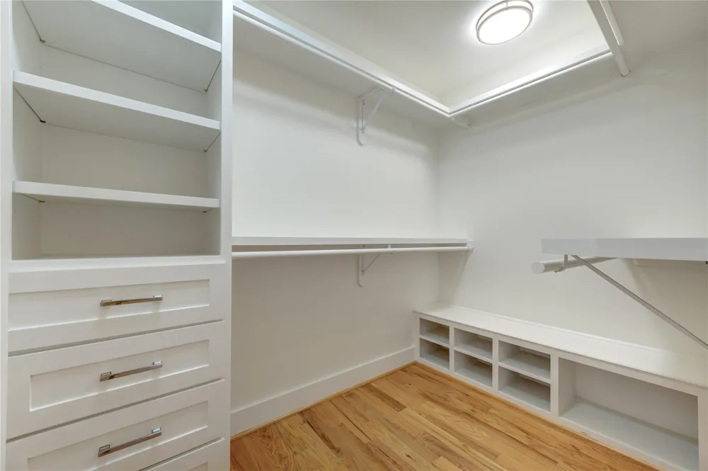 6003 W 43rd Street Houston, TX 77092