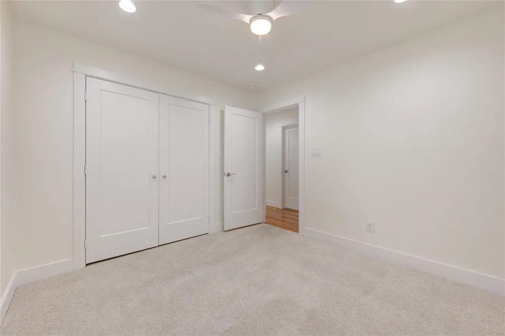 6003 W 43rd Street Houston, TX 77092