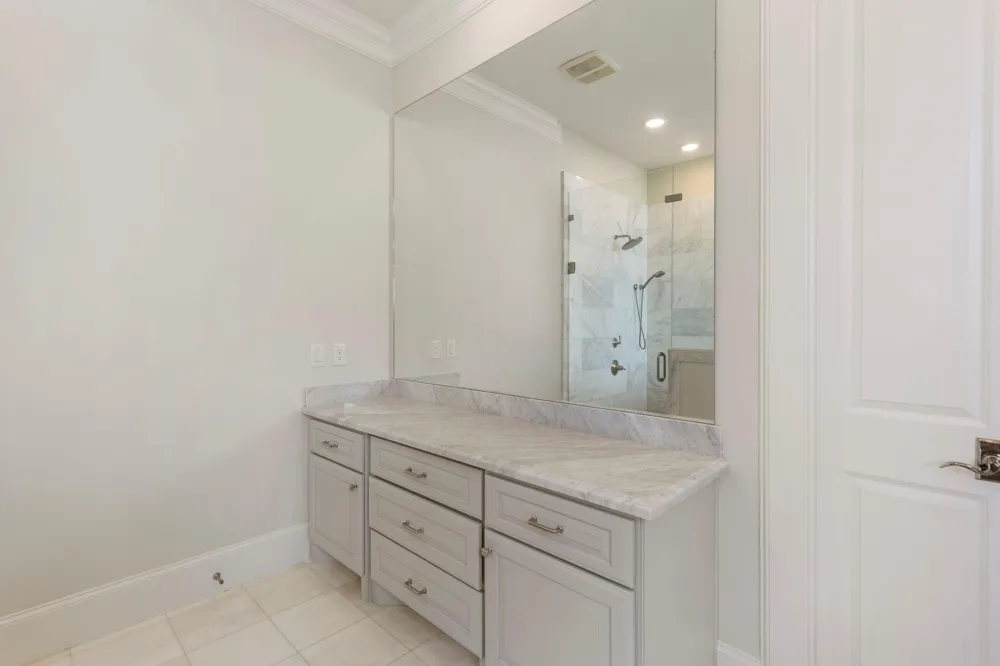 6806 E Warwick Lake Lane Spring, TX 77389