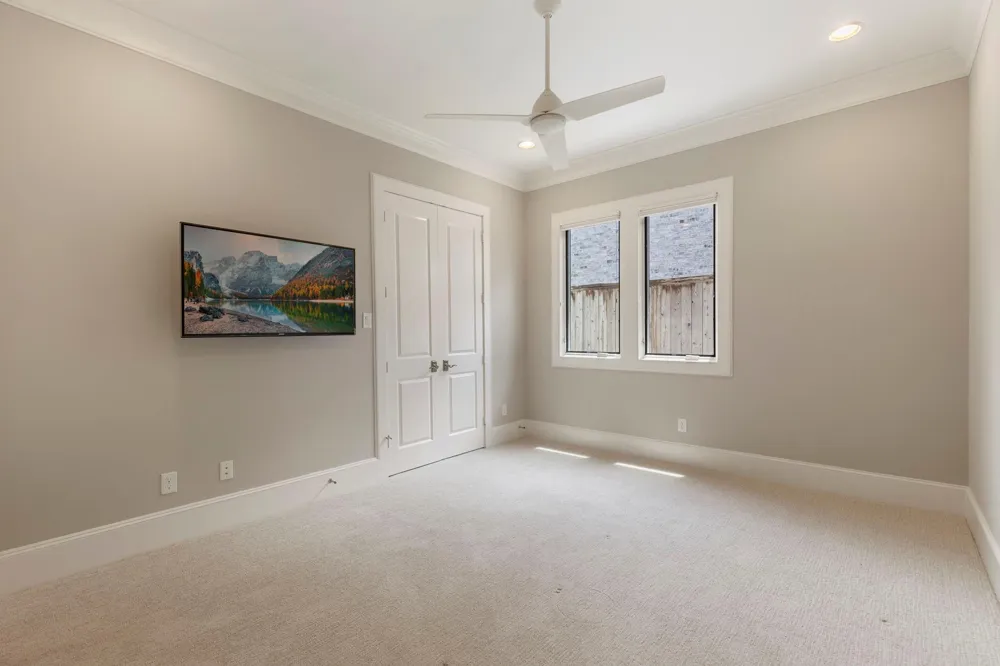 6806 E Warwick Lake Lane Spring, TX 77389