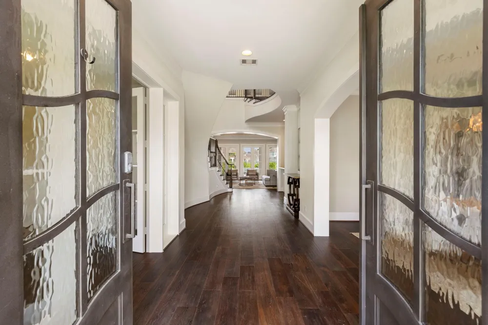 6806 E Warwick Lake Lane Spring, TX 77389