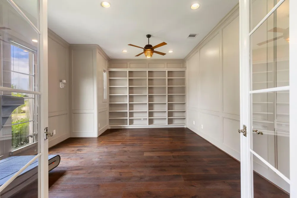6806 E Warwick Lake Lane Spring, TX 77389