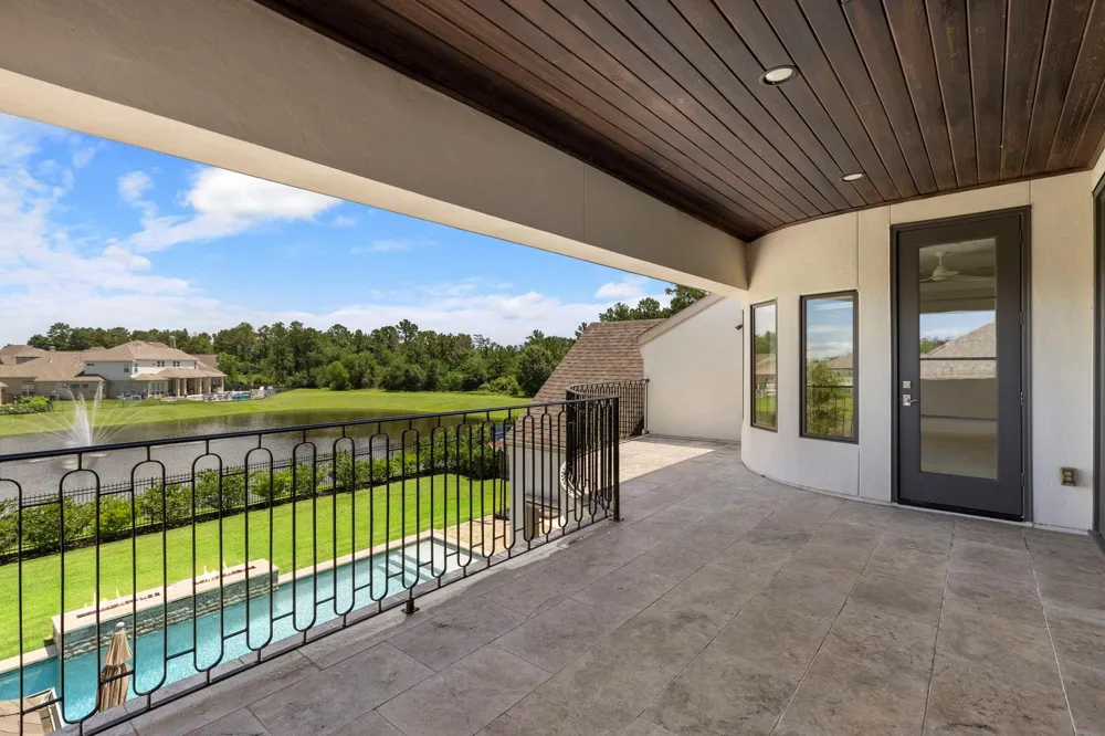 6806 E Warwick Lake Lane Spring, TX 77389