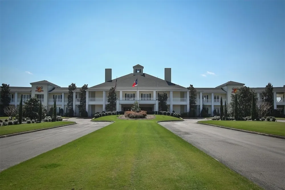 6806 E Warwick Lake Lane Spring, TX 77389