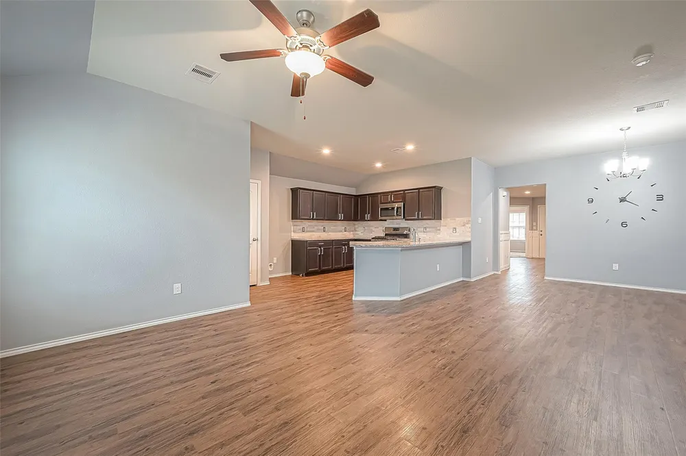 14015 Lake Crescent Drive Conroe, TX 77384