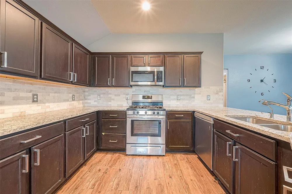 14015 Lake Crescent Drive Conroe, TX 77384