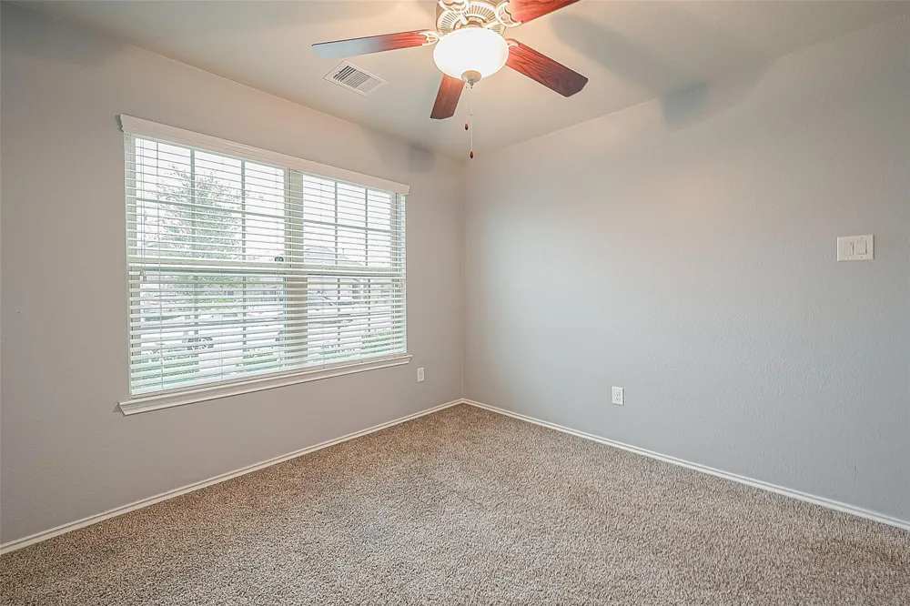14015 Lake Crescent Drive Conroe, TX 77384
