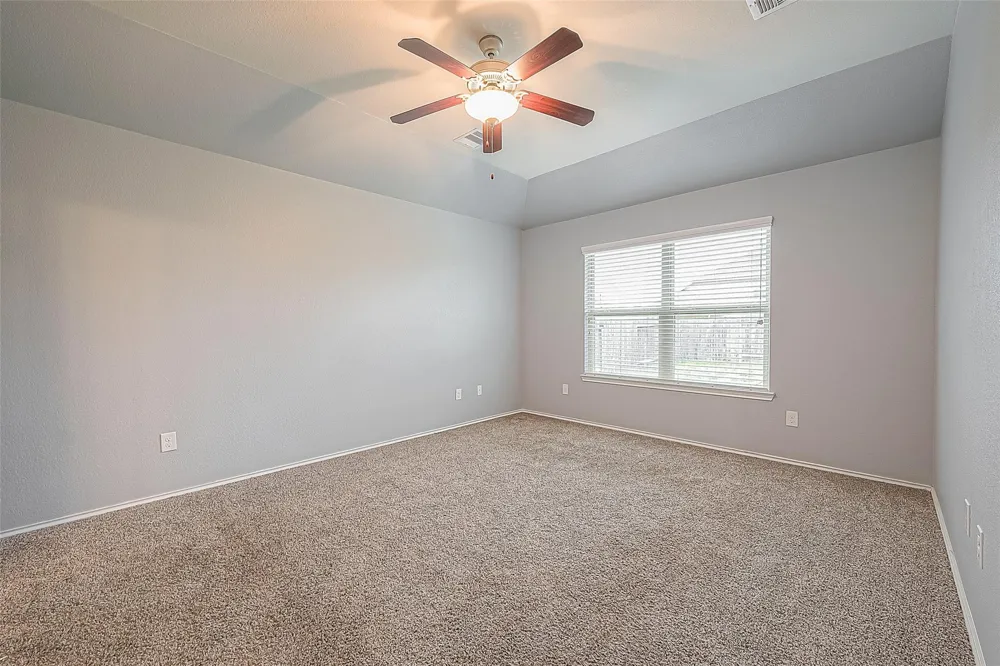 14015 Lake Crescent Drive Conroe, TX 77384