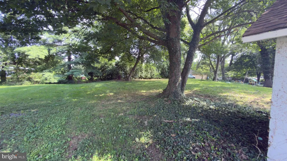 1506 W TRINDLE ROAD Carlisle, PA 17015