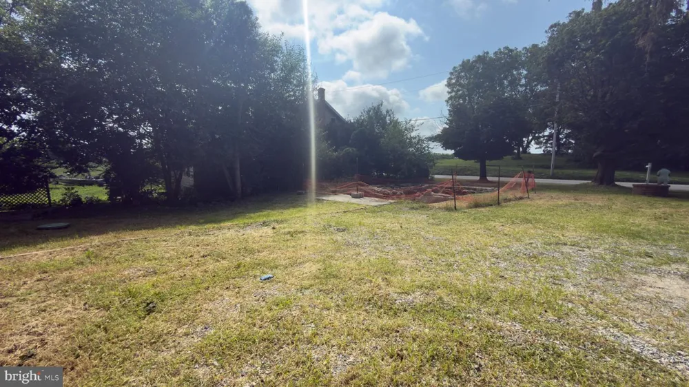 1506 W TRINDLE ROAD Carlisle, PA 17015