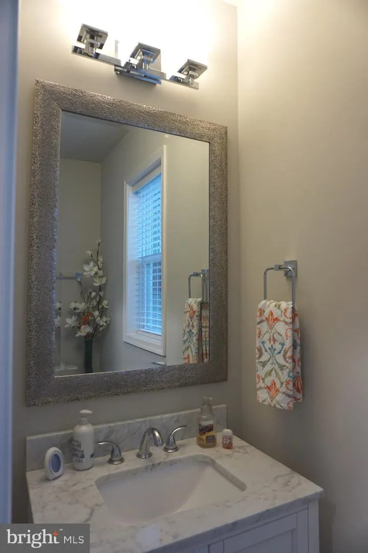 208 BRYAN AVENUE Gaithersburg, MD 20877