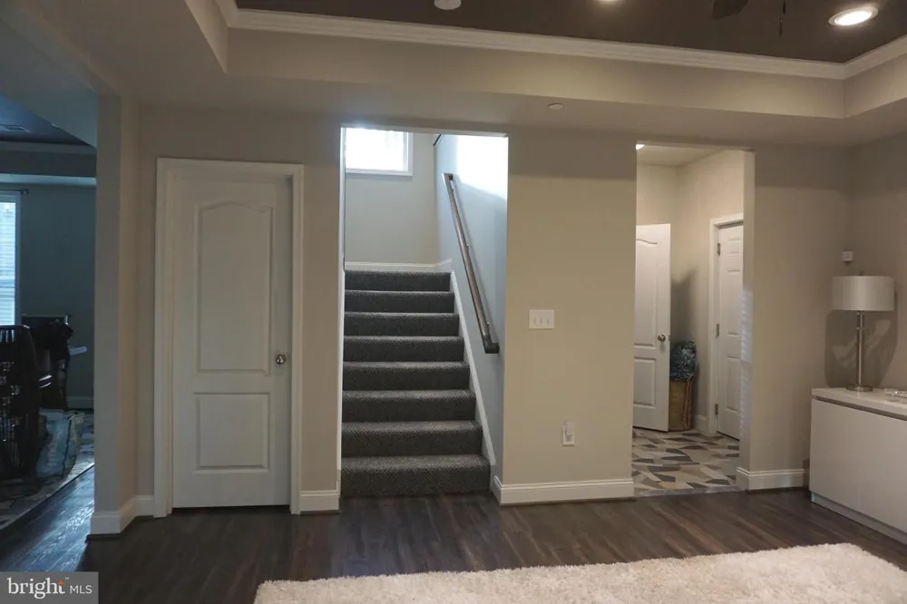 208 BRYAN AVENUE Gaithersburg, MD 20877
