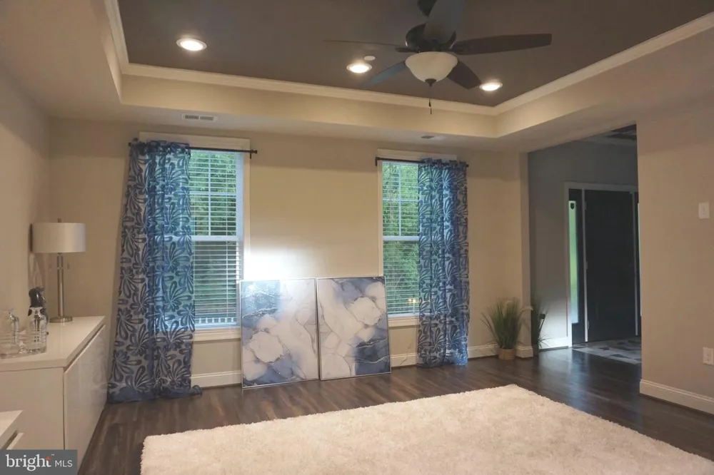 208 BRYAN AVENUE Gaithersburg, MD 20877