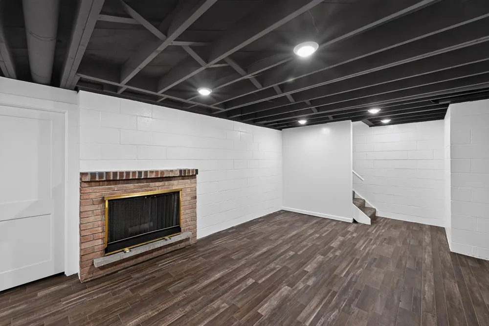 2119 Clark Avenue Kalamazoo, MI 49048