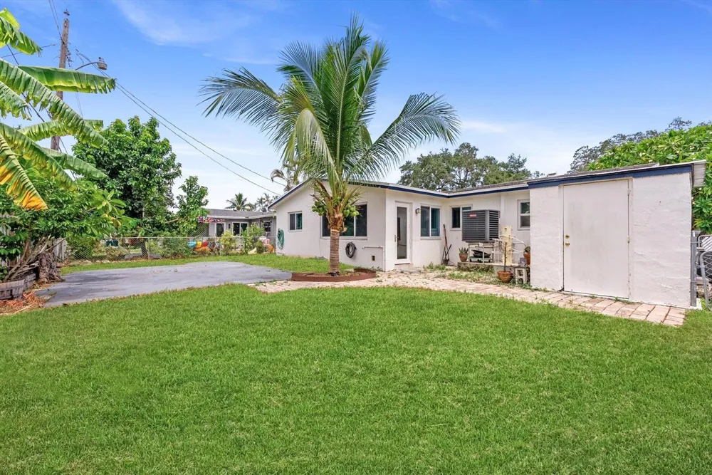 4641 SW 25TH TERRACE Dania Beach, FL 33312