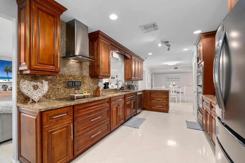 143 NE NARANJA AVENUE Port St. Lucie, FL 34983