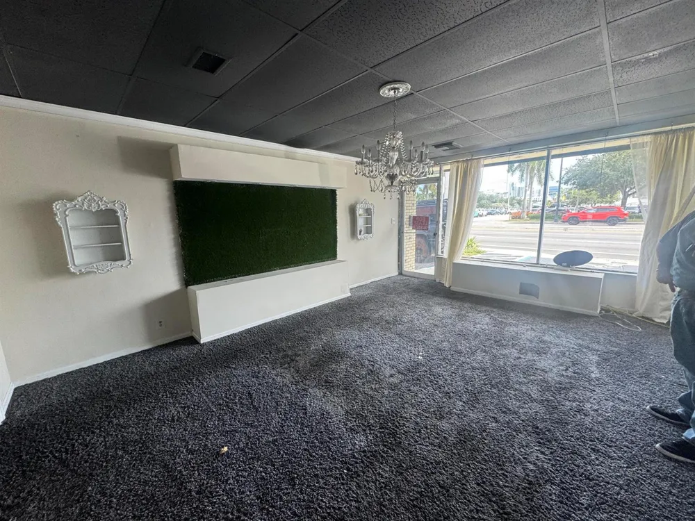 105109 E Sunrise Boulevard Fort Lauderdale, FL 33304
