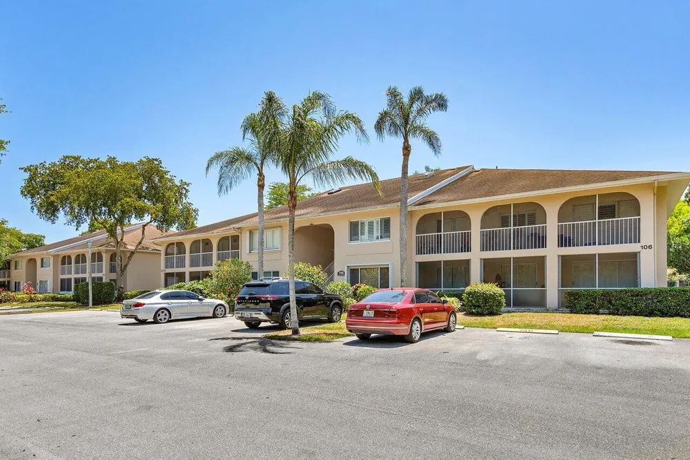 13770 ONEIDA DRIVE #D2 Delray Beach, FL 33446
