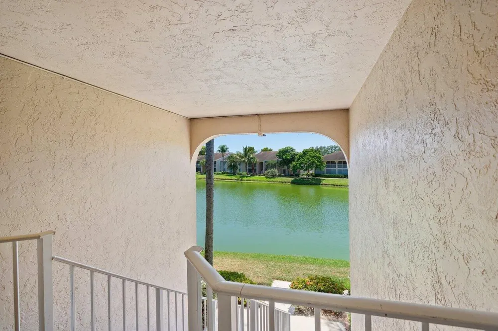 13770 ONEIDA DRIVE #D2 Delray Beach, FL 33446
