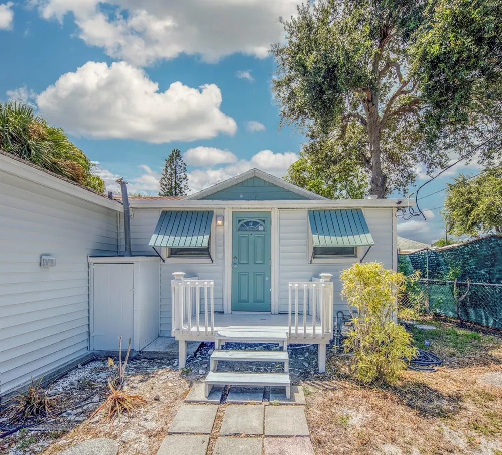708 H STREET 