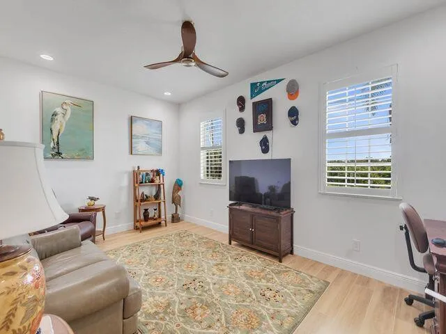 5327 Old Dixie Highway Fort Pierce, FL 34946