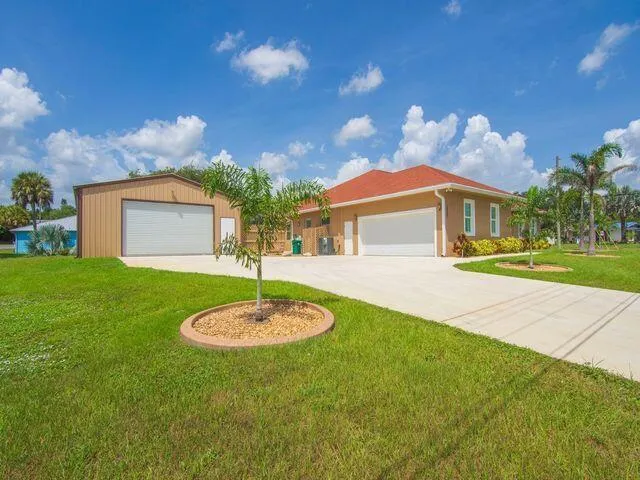 5327 Old Dixie Highway Fort Pierce, FL 34946