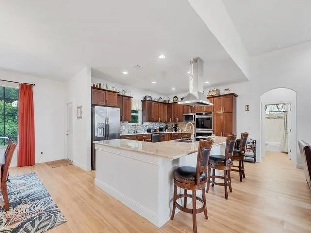 5327 Old Dixie Highway Fort Pierce, FL 34946