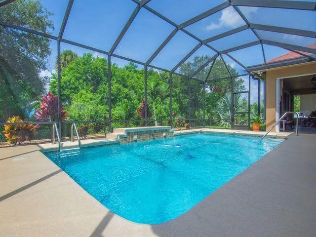 5327 Old Dixie Highway Fort Pierce, FL 34946