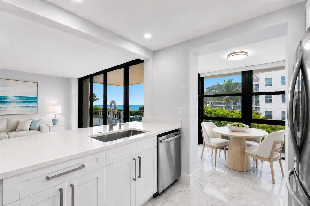 3200 S OCEAN BOULEVARD #A202 Palm Beach, FL 33480