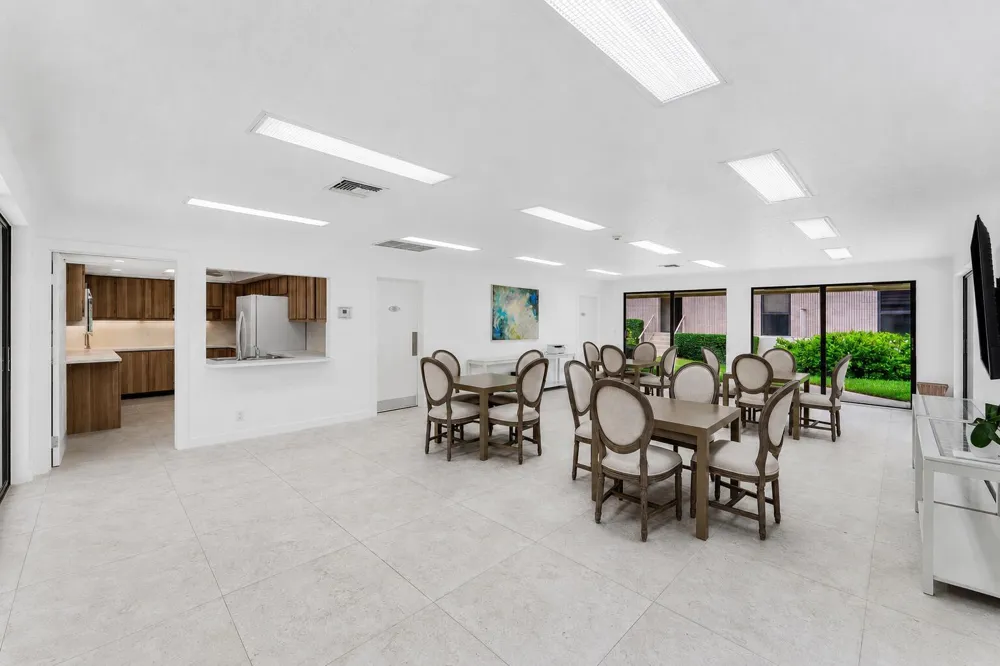 3200 S OCEAN BOULEVARD #A202 Palm Beach, FL 33480