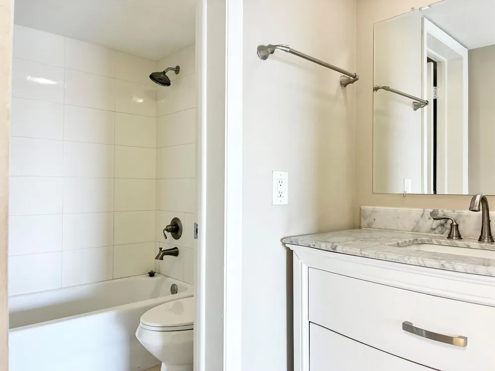 2306 S Cypress Bend Drive #420 Pompano Beach, FL 33069