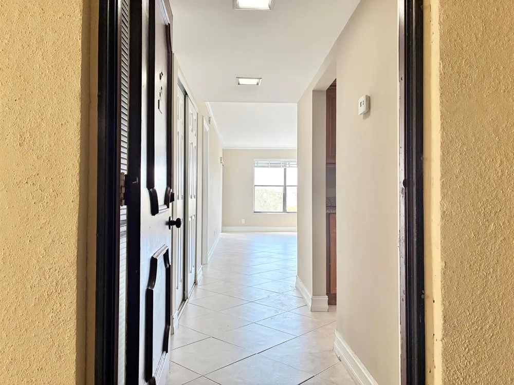 2306 S Cypress Bend Drive #420 Pompano Beach, FL 33069