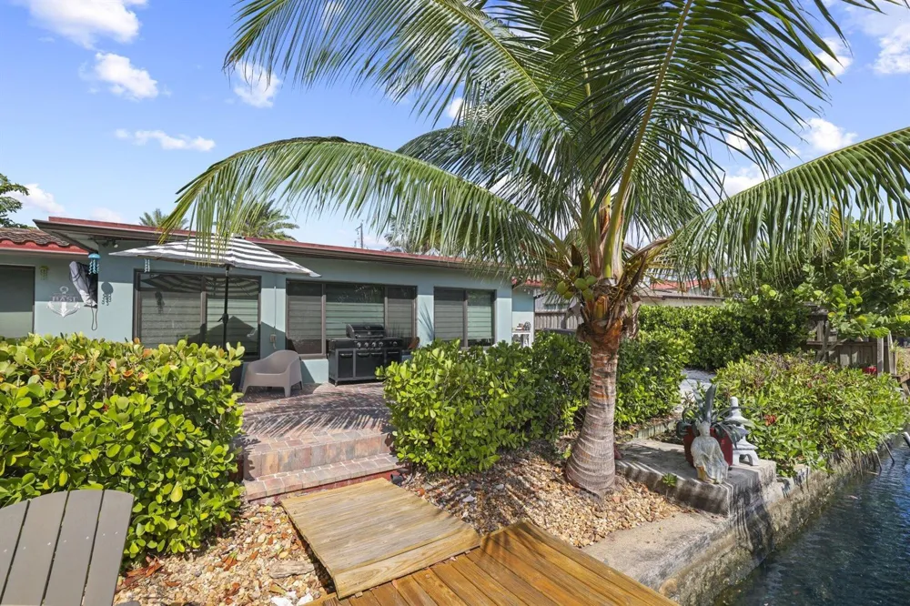 2332 NE 17th Terrace Wilton Manors, FL 33305