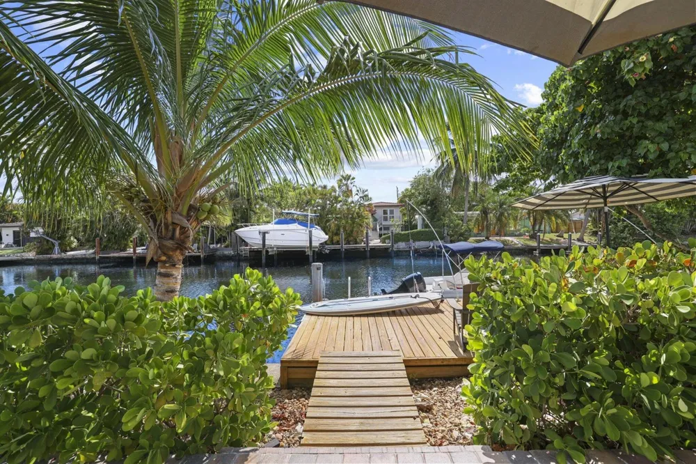 2332 NE 17th Terrace Wilton Manors, FL 33305