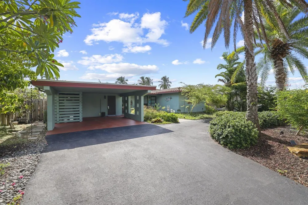 2332 NE 17th Terrace Wilton Manors, FL 33305