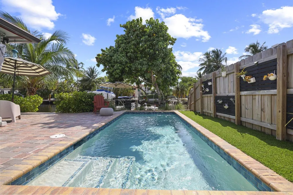 2332 NE 17th Terrace Wilton Manors, FL 33305
