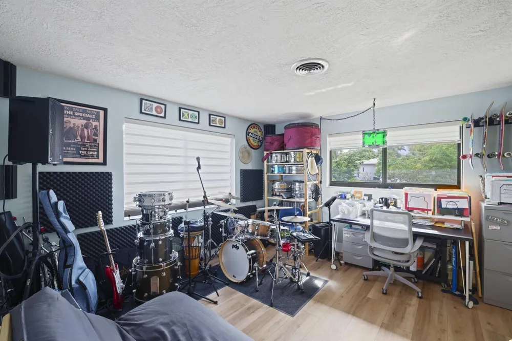 2332 NE 17th Terrace Wilton Manors, FL 33305