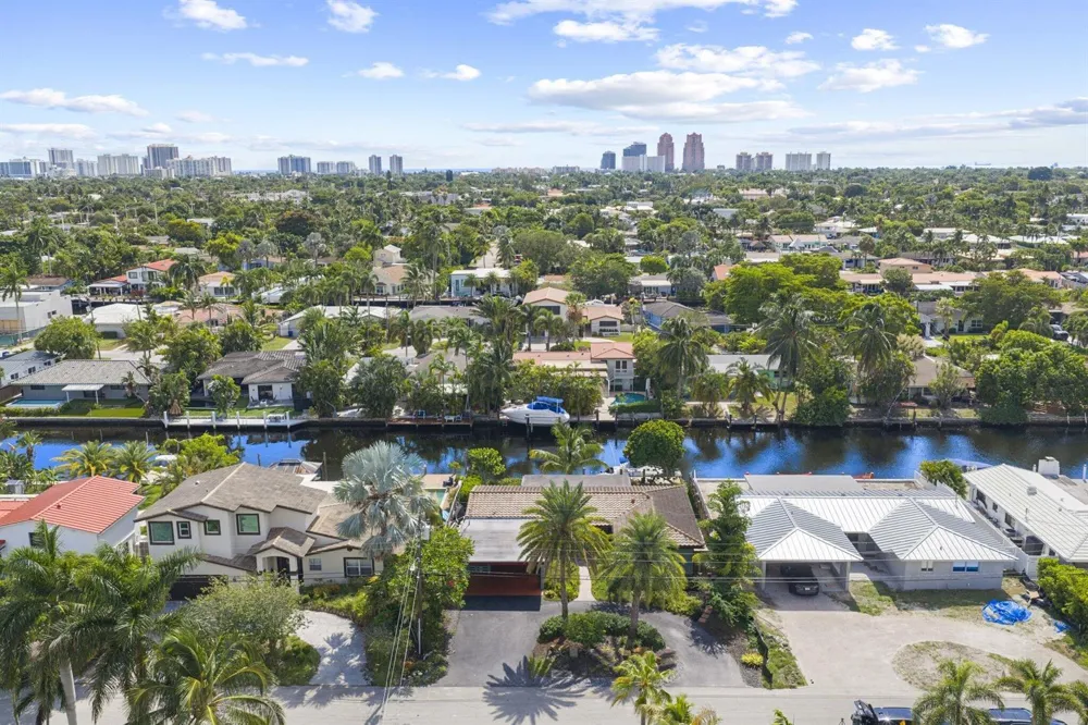 2332 NE 17th Terrace Wilton Manors, FL 33305