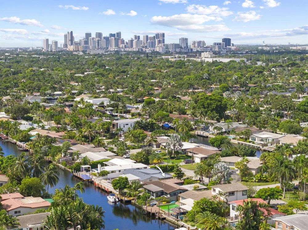 2332 NE 17th Terrace Wilton Manors, FL 33305