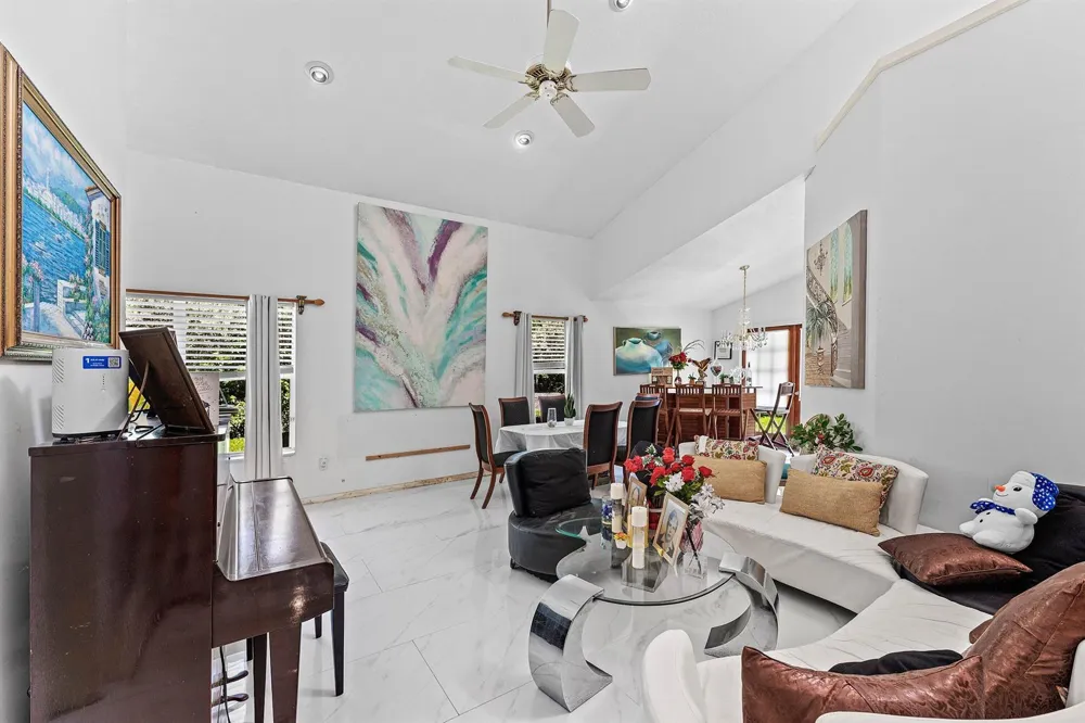 2350 NW 5TH AVENUE Boca Raton, FL 33431