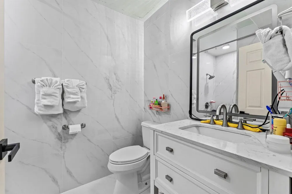 2350 NW 5TH AVENUE Boca Raton, FL 33431