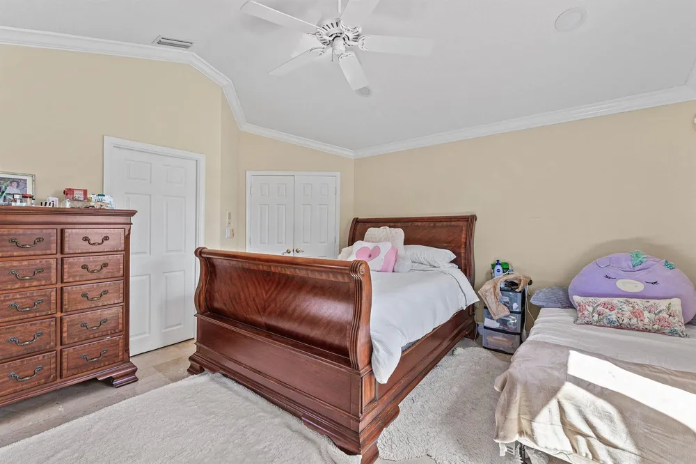 2350 NW 5TH AVENUE Boca Raton, FL 33431