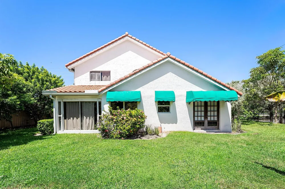 2350 NW 5TH AVENUE Boca Raton, FL 33431