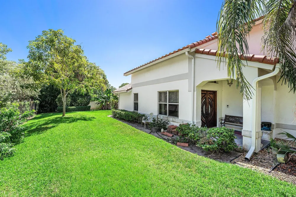 2350 NW 5TH AVENUE Boca Raton, FL 33431
